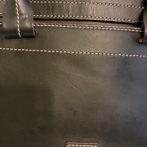 Dooney And Bourke W/ Matching Wallet - Picture 3 of 16